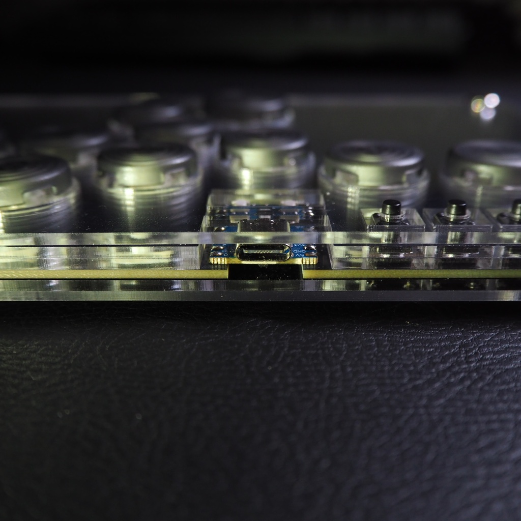 アクリル製ミニレバーレス 13ボタン