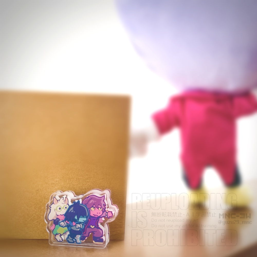 【5/16〜通販】TV WORLD!自立型の厚手ミニアクリルスタンド