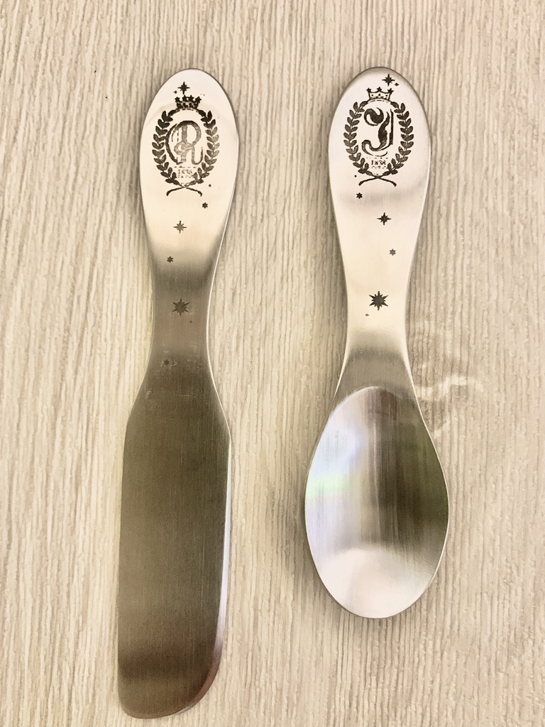 龍以モチーフカトラリー２