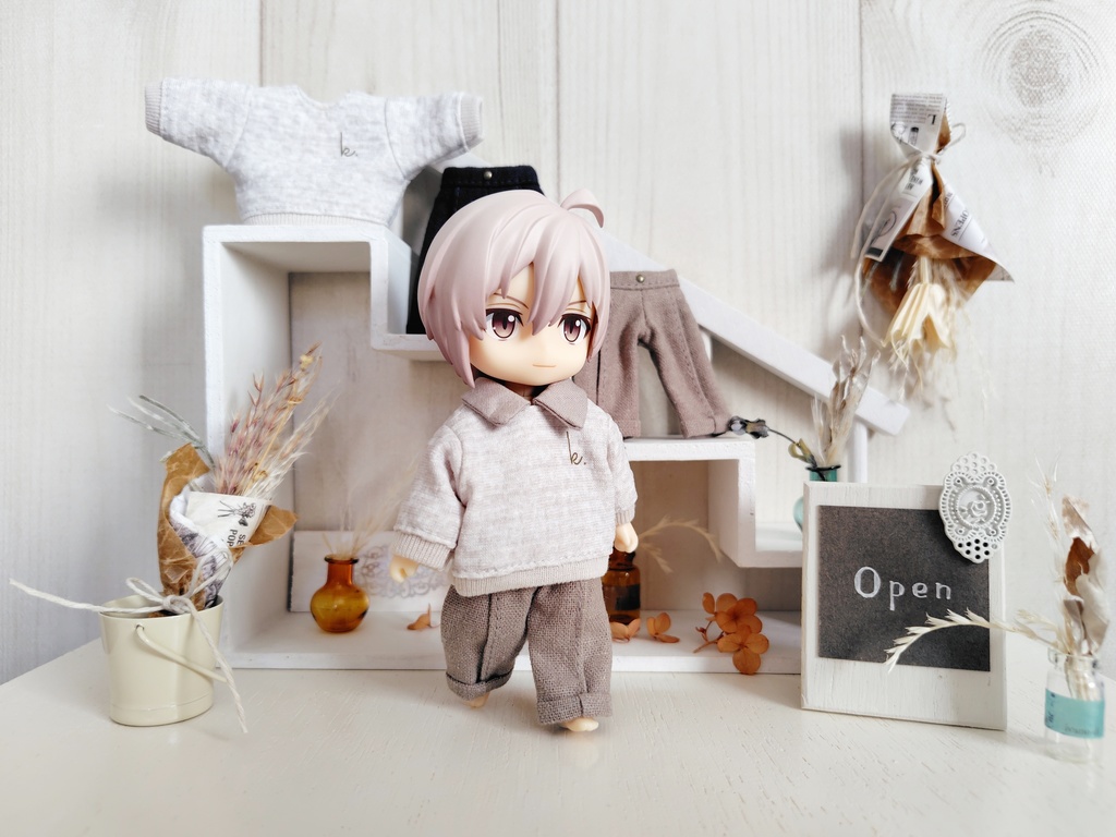 ナチュラルなおとな服