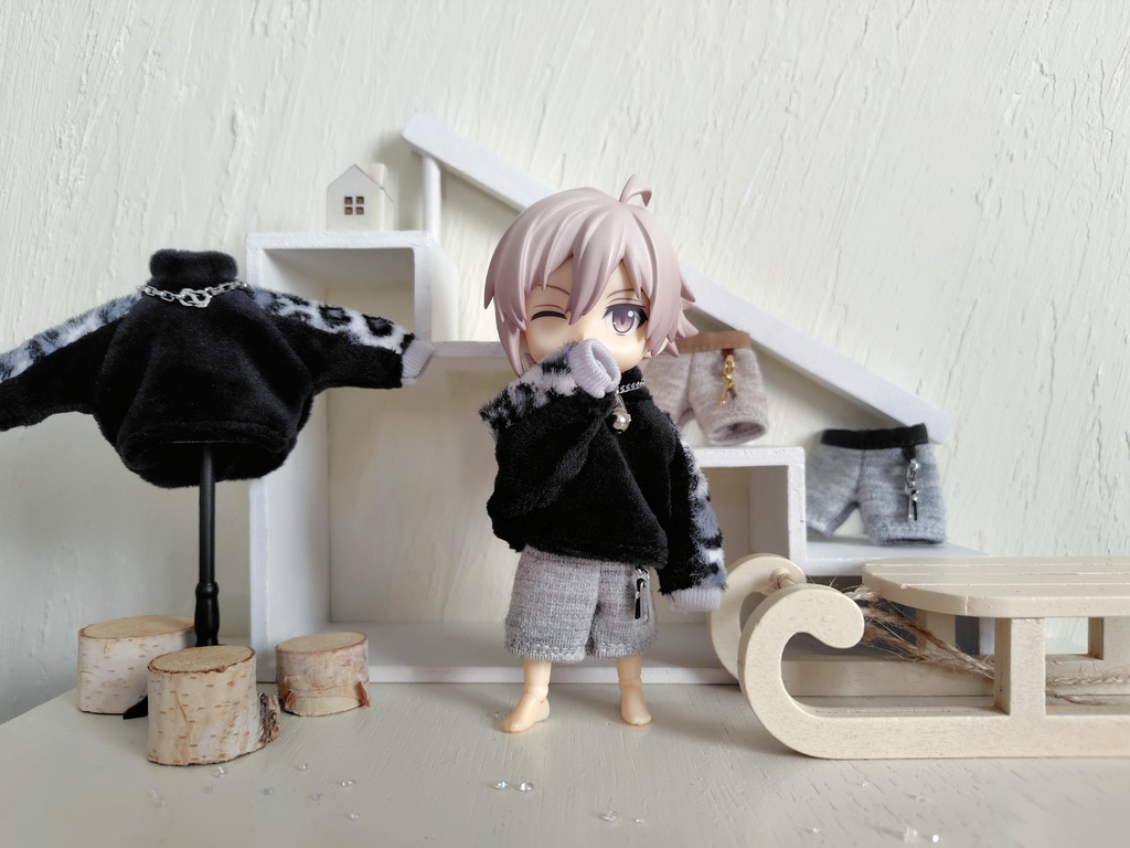 【ドール】ネコのなかまの服