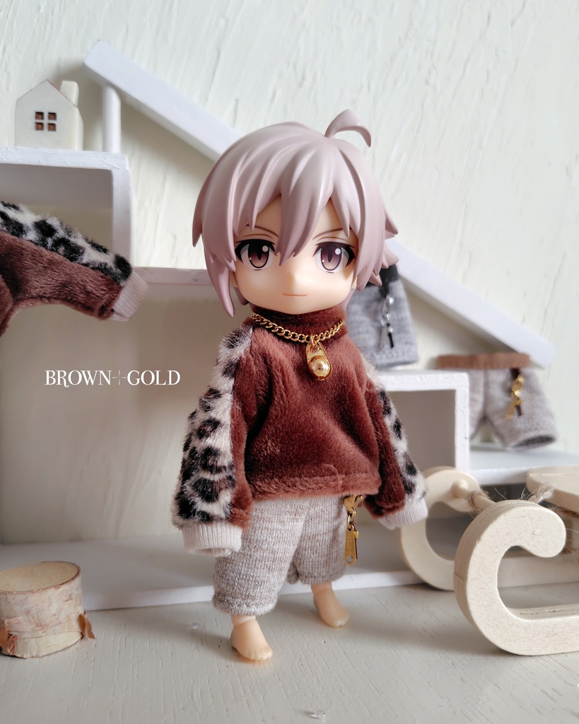 【ドール】ネコのなかまの服