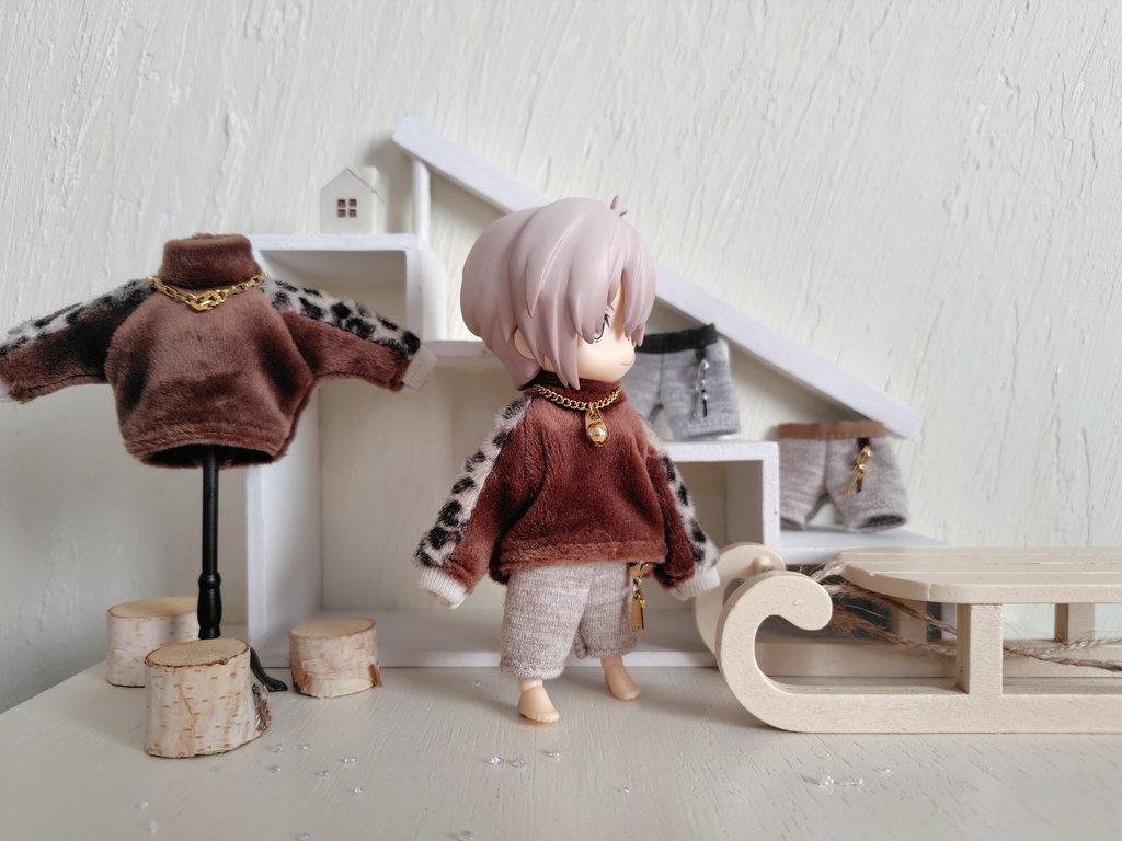 【ドール】ネコのなかまの服