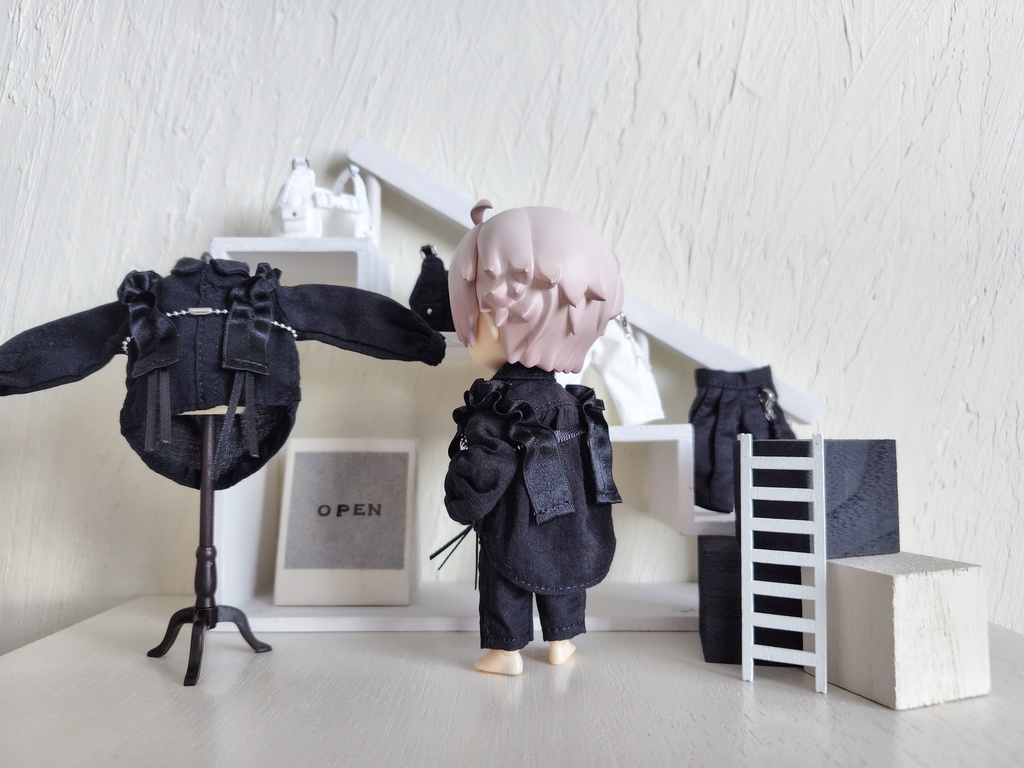 【ドール】白と黒の服 2026