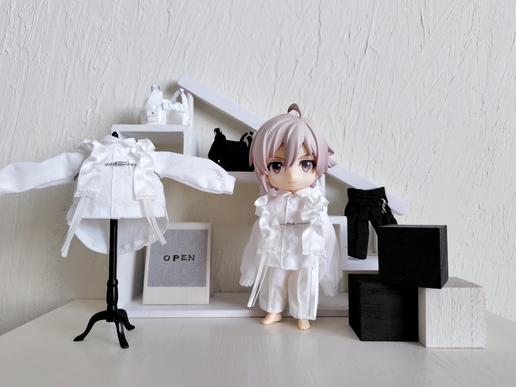 【ドール】白と黒の服 2026