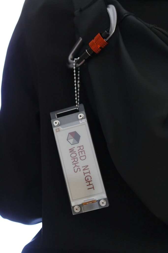 絵が変えられるアクリルキーホルダー「RNW02」