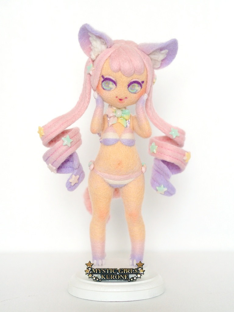 羊毛フィギュア『NICO』