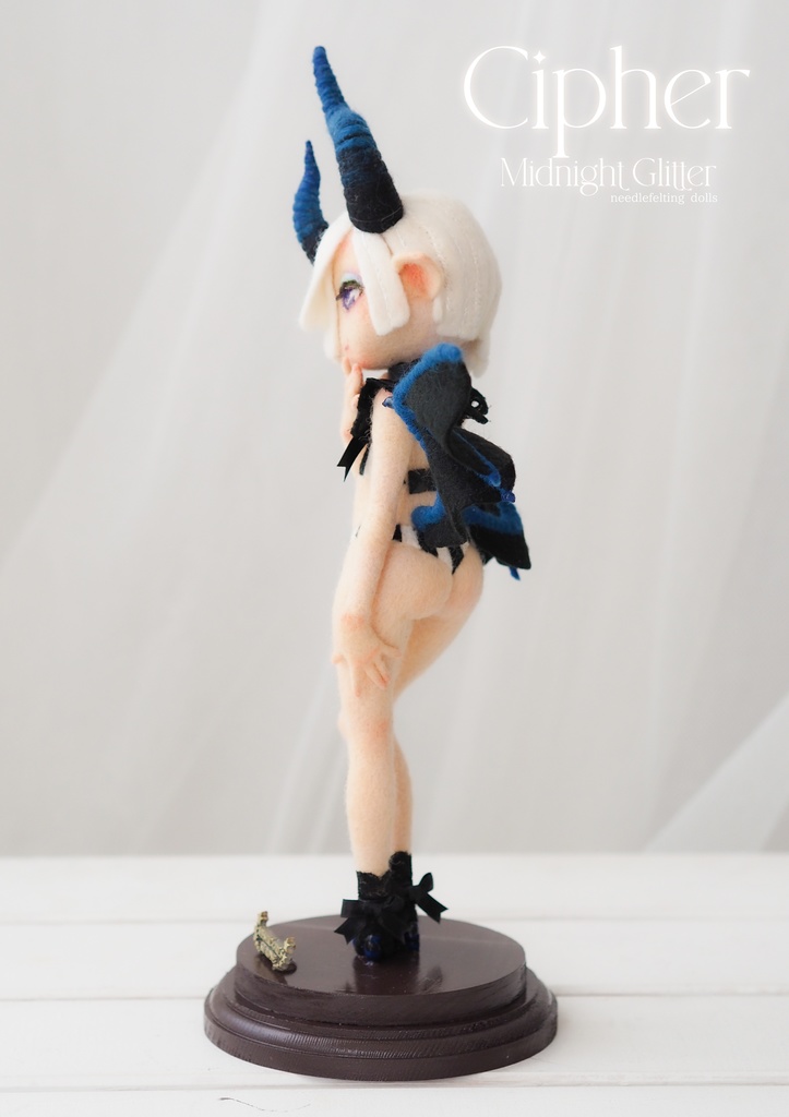 羊毛ドール『Midnight Glitte Cipher』