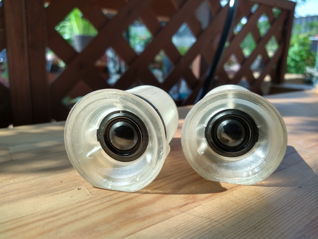 スーパートゥイーターユニットを設置するための台座のデータ