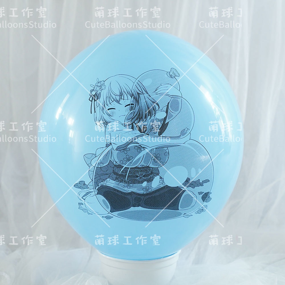 【風船ギフトボックスの印刷】心兎ふみゆ 座って風船を抱く