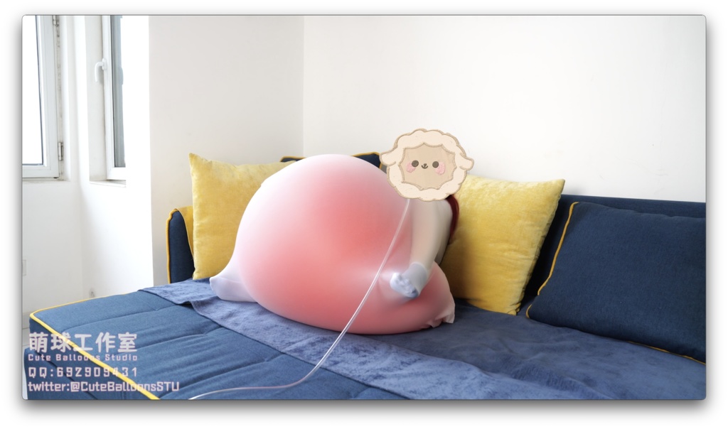 悠香の服にQL48風船を入れる