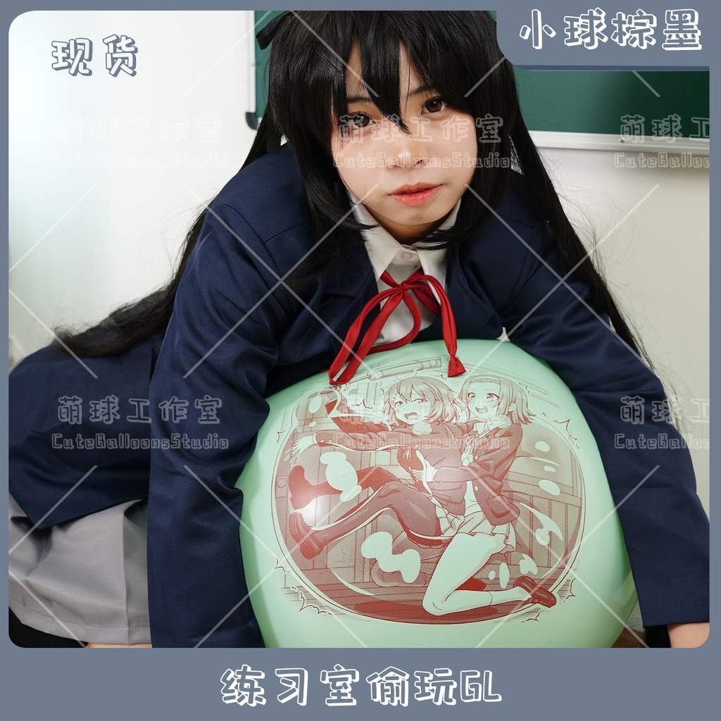 【現物】練習室でGL風船に乗る女の子(ブラウンインキ)(B4-06)