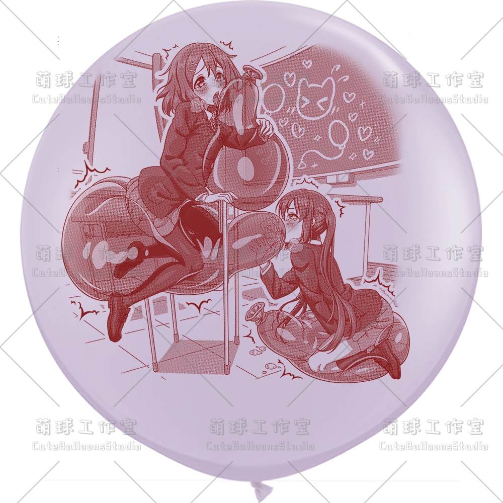 【現物】教室の椅子で風船遊びをする女の子(ブラウンインキ)(C1-05)