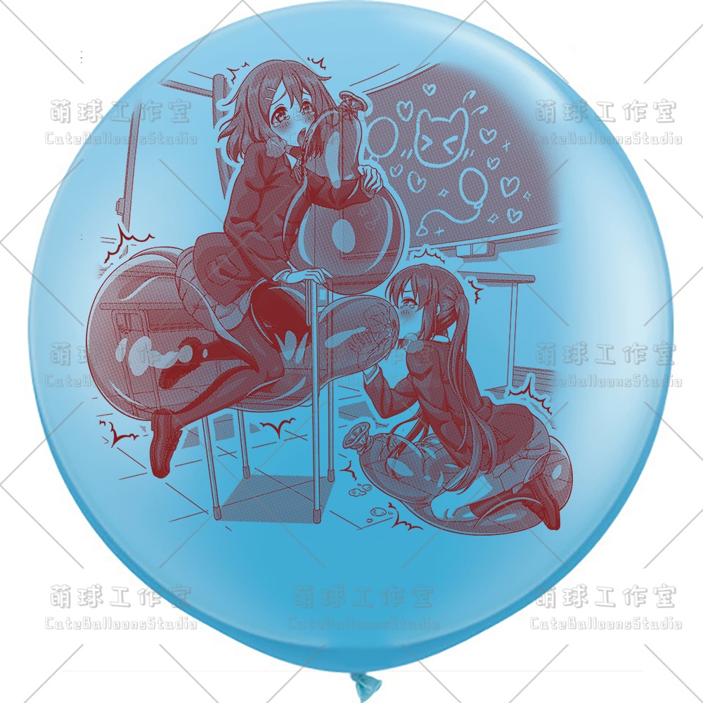 【現物】教室の椅子で風船遊びをする女の子(ブラウンインキ)(C1-05)