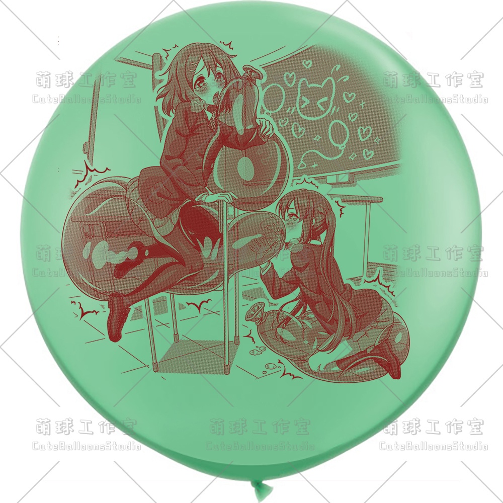 【現物】教室の椅子で風船遊びをする女の子(ブラウンインキ)(C1-05)
