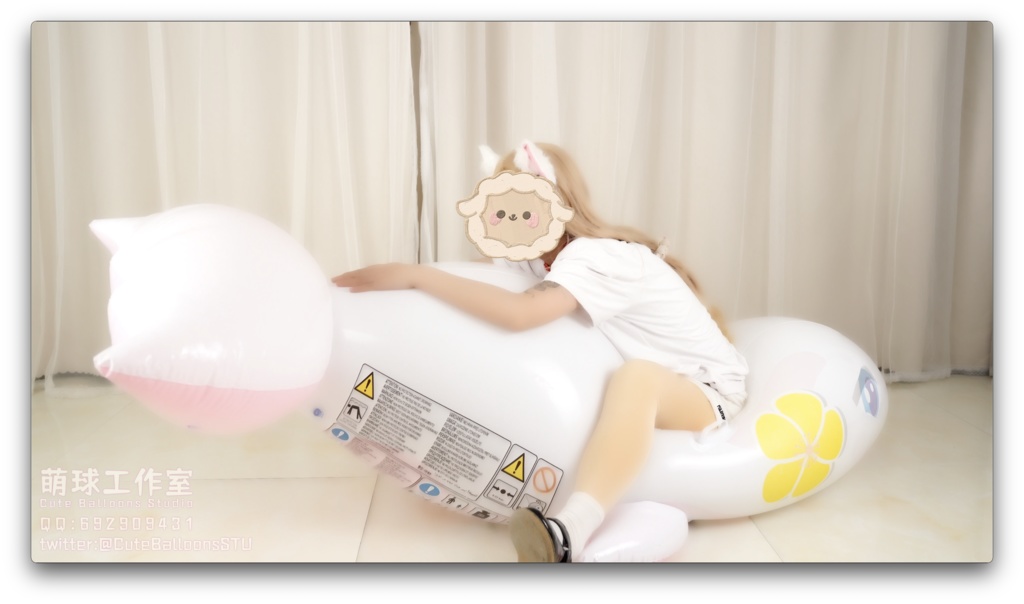 悠香ガス充填とガス抜きシロイルカ(熱膨張+軟化)