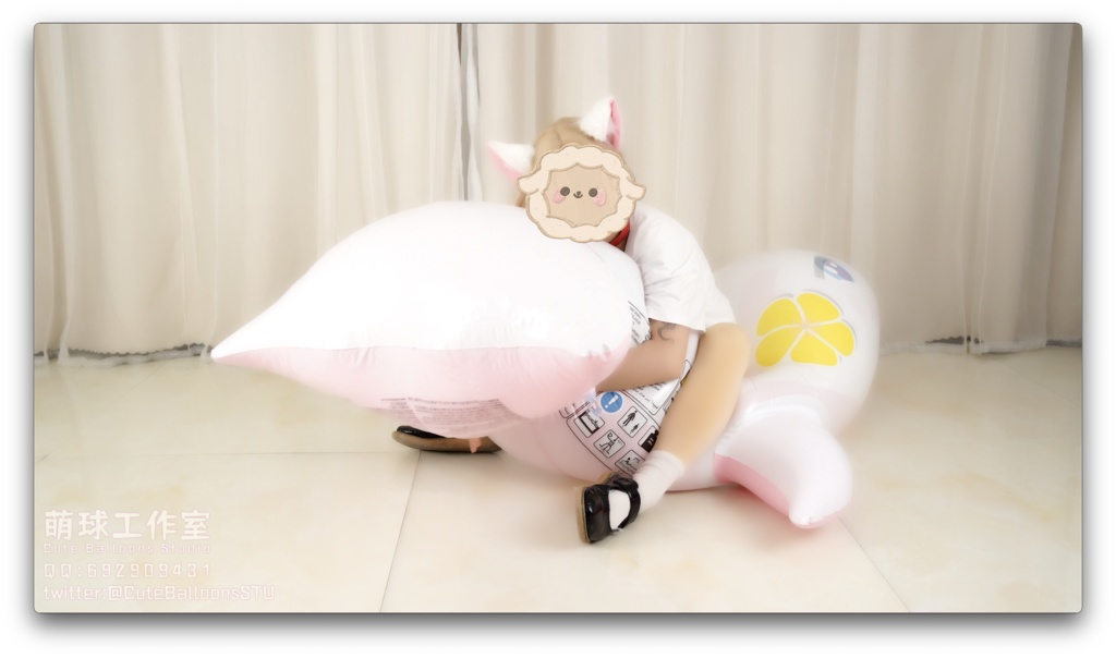 悠香ガス充填とガス抜きシロイルカ(熱膨張+軟化)