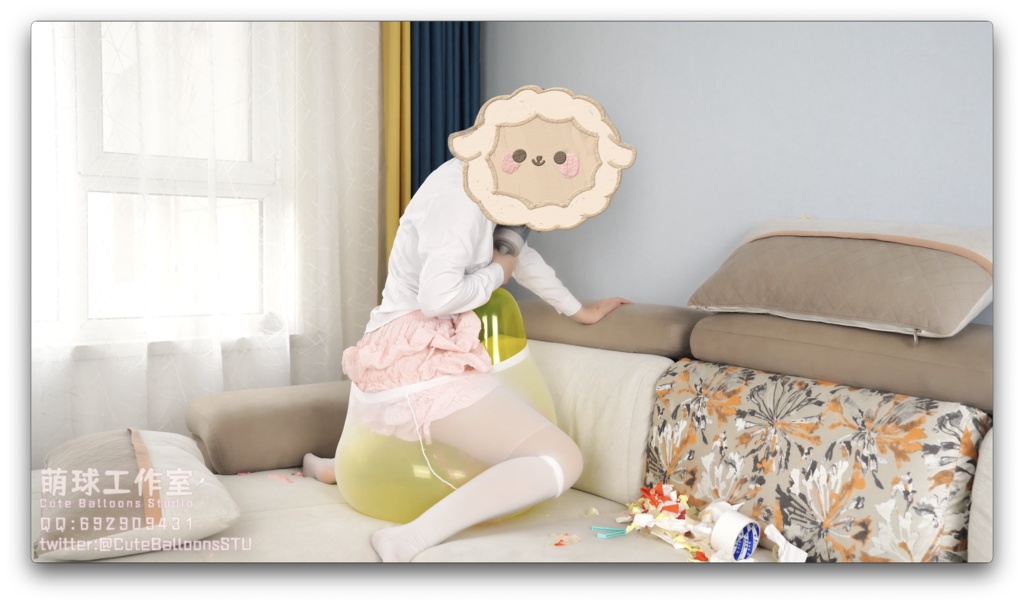 ストッキングに印刷風船を入れる(風船に乗って空気を入れ続け、風船は限界まで空気を入れられた。お尻の下で破裂するまで。89分超長時間)