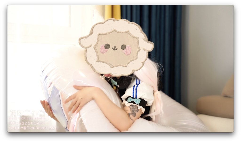 バニラは120 cmのリングで遊んで、全コースを口で空気を入れます