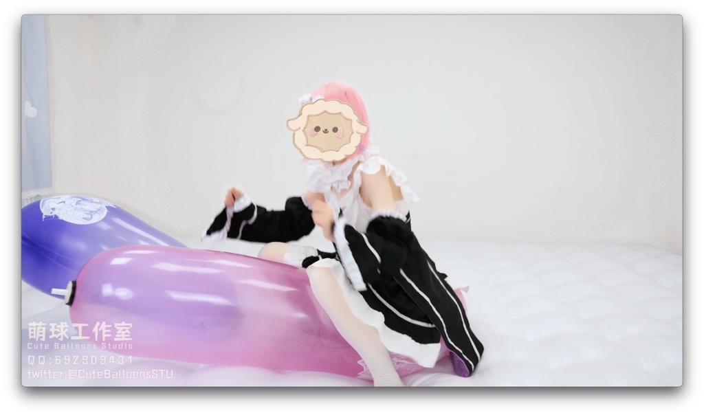 ラムは口で風船を吹いた:2つのC 32 L風船が力を受けて試合をした