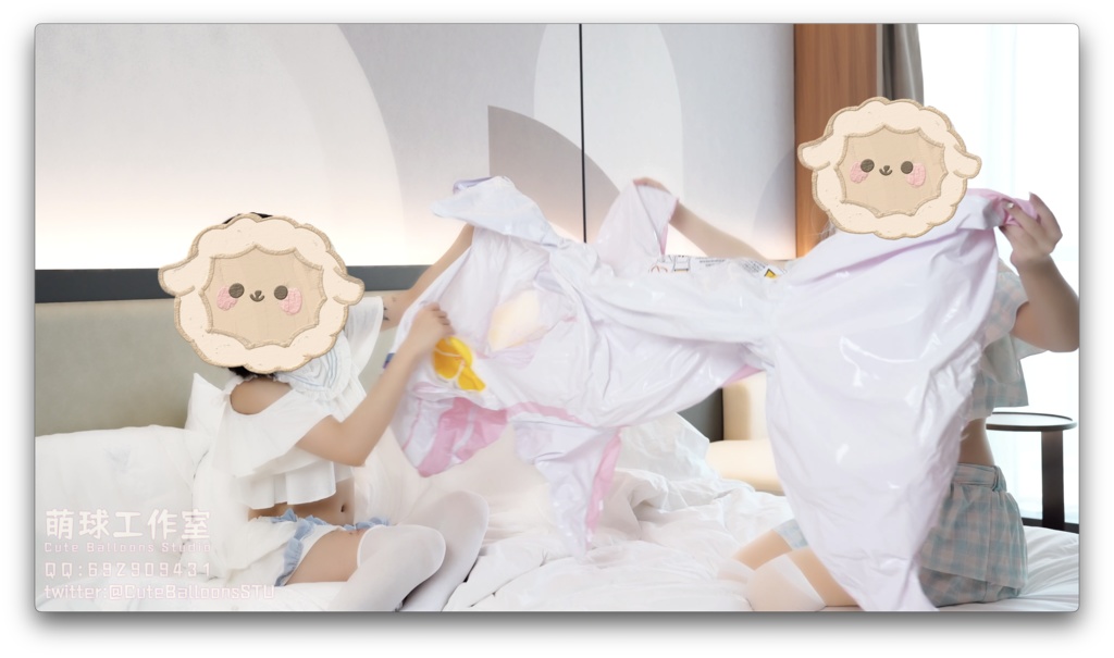 ペア水着POPシロクジラ(動画)