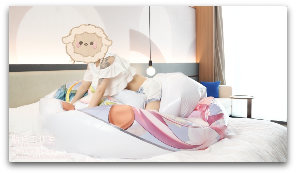 水着で300 cm初音泳輪をプレイ(動画 1時間45分)