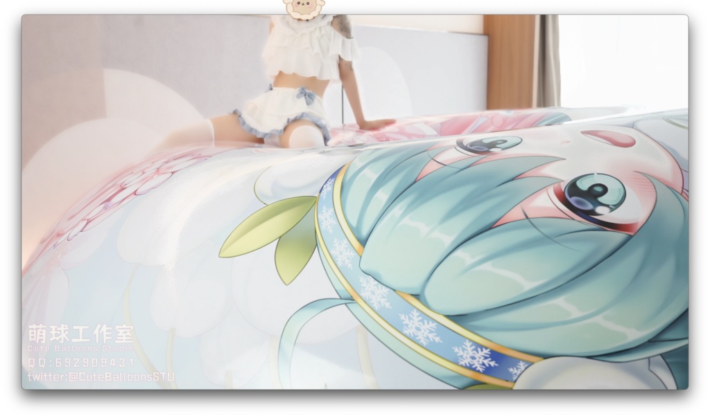 水着で300 cm初音泳輪をプレイ(動画 1時間45分)