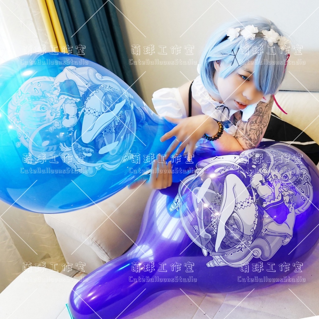 【現物】レムと風船を見つけて遊ぶ(白インキ、反転印刷)