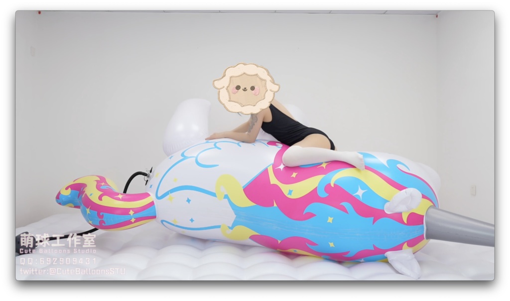 【カスタム】水着でパンクさせる巨大膨張式ユニコーン×2(動画)