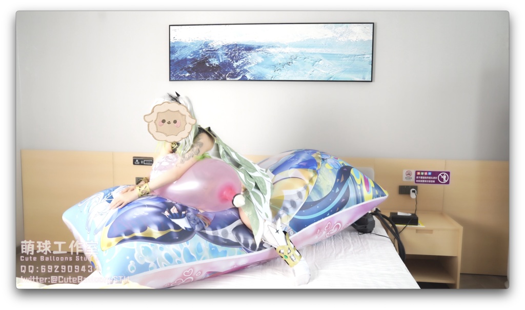 小草神が膨張式抱き枕の上で口でC32Lを限界まで吹く