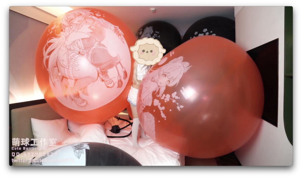悠香スク水で72インチの巨大気象バルーンを膨らませて部屋を完全に埋め尽くす