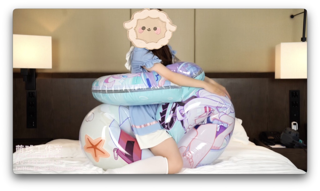 悠香ちゃん、PVC製の空気入れビーチリングにふーっとチャレンジ!×2本セット♡