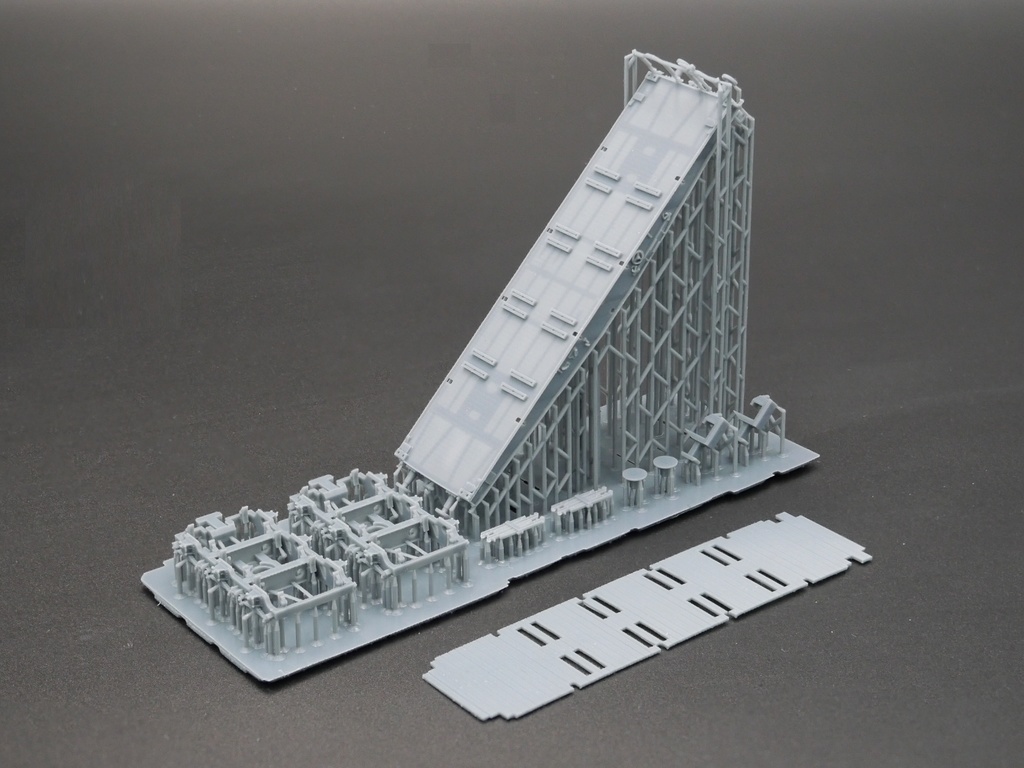 1/144 ドイツ 6軸重平貨車 80t SSyms 組み立てキット 3両セット