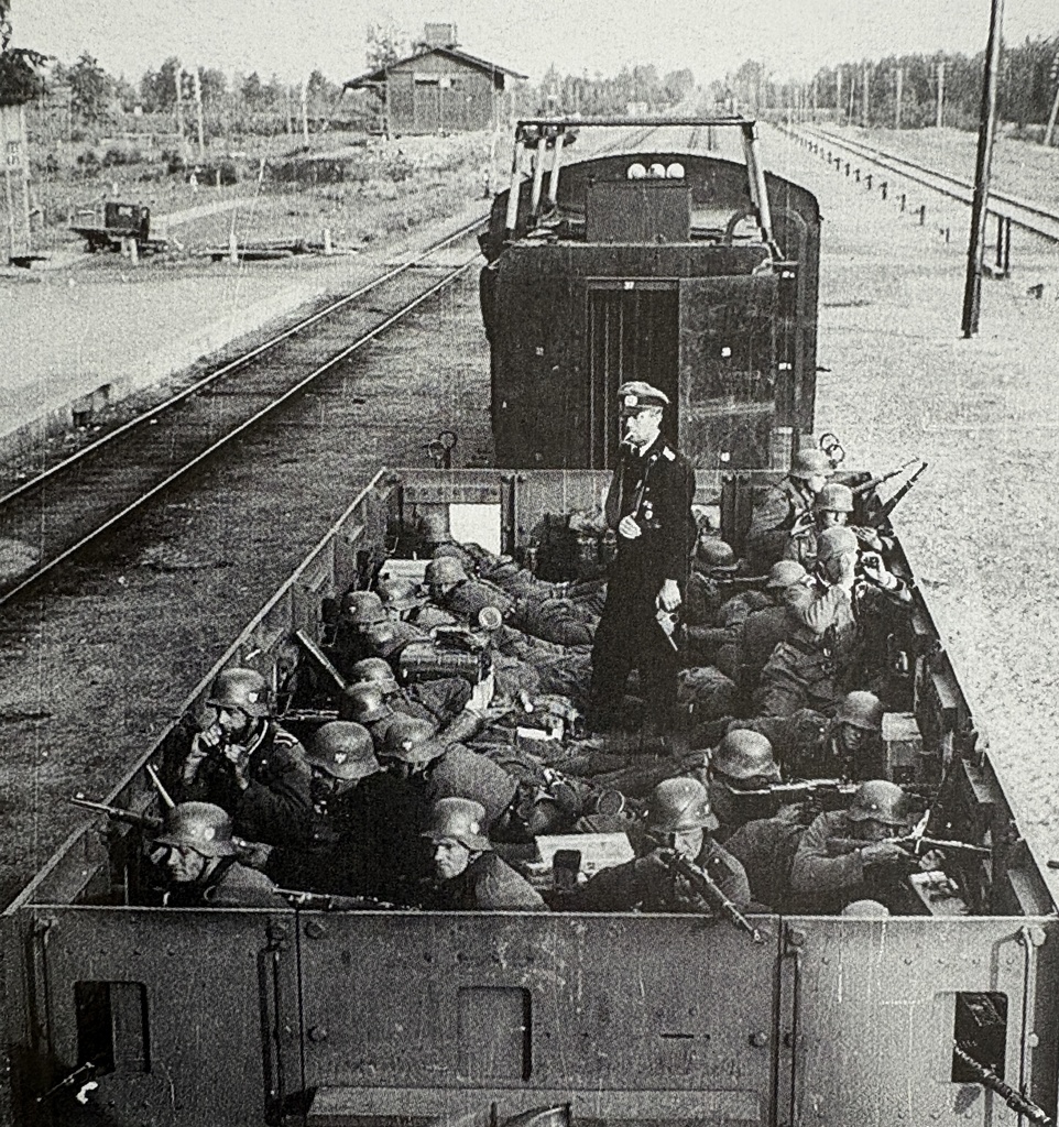 1/144 ドイツ LOWSIDE Ommr 無蓋貨車 組み立てキット 3両セット