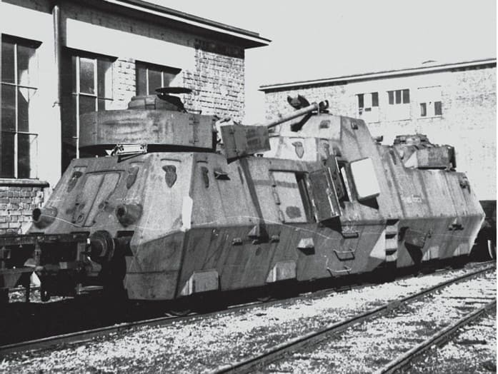 1/144 ドイツ軍 重装甲砲車 Panzerjager-Triebwagen 51 Nゲージ 走行可(モーター内蔵)