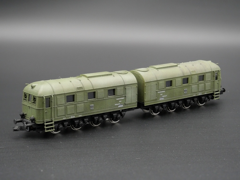 1/144 ドイツ国防軍 D311 ディーゼル電気式複座機関車 Nゲージ 走行可(モーター内蔵)