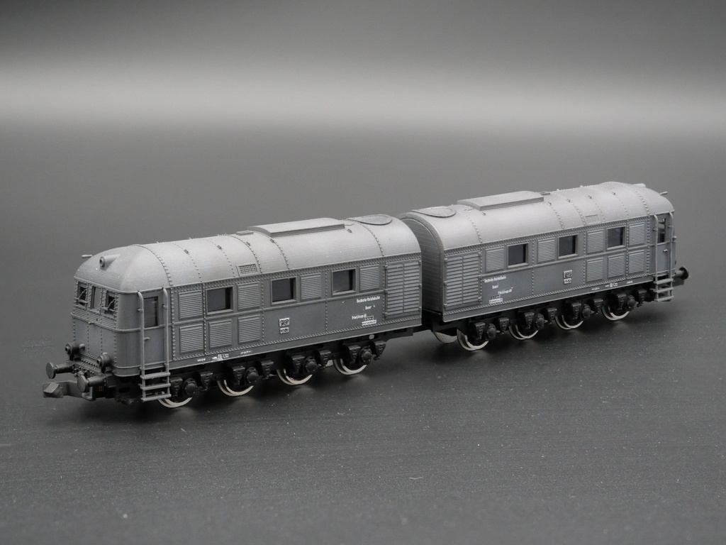 1/144 ドイツ国防軍 D311 ディーゼル電気式複座機関車 Nゲージ 走行可(モーター内蔵)
