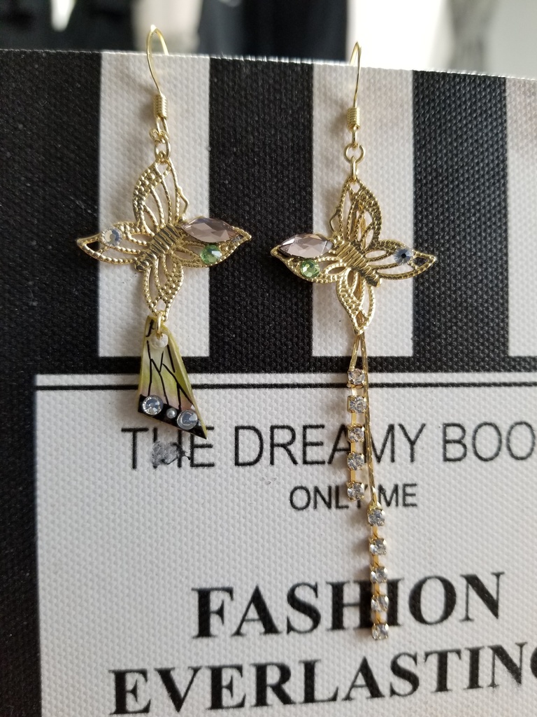 鬼滅 胡蝶しのぶイメージ ピアス