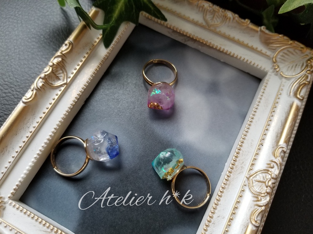 魔法の鉱石風リング