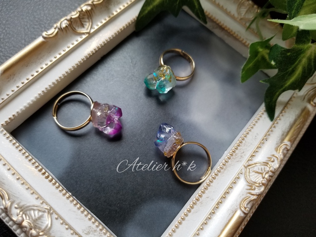 魔法の鉱石風リング