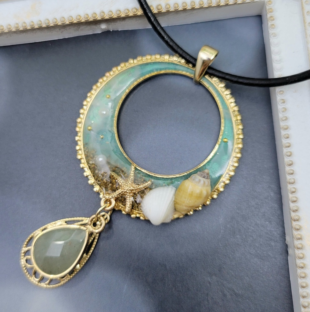 揺れゆく海の水面 ネックレス グリーンアベンチュリン使用