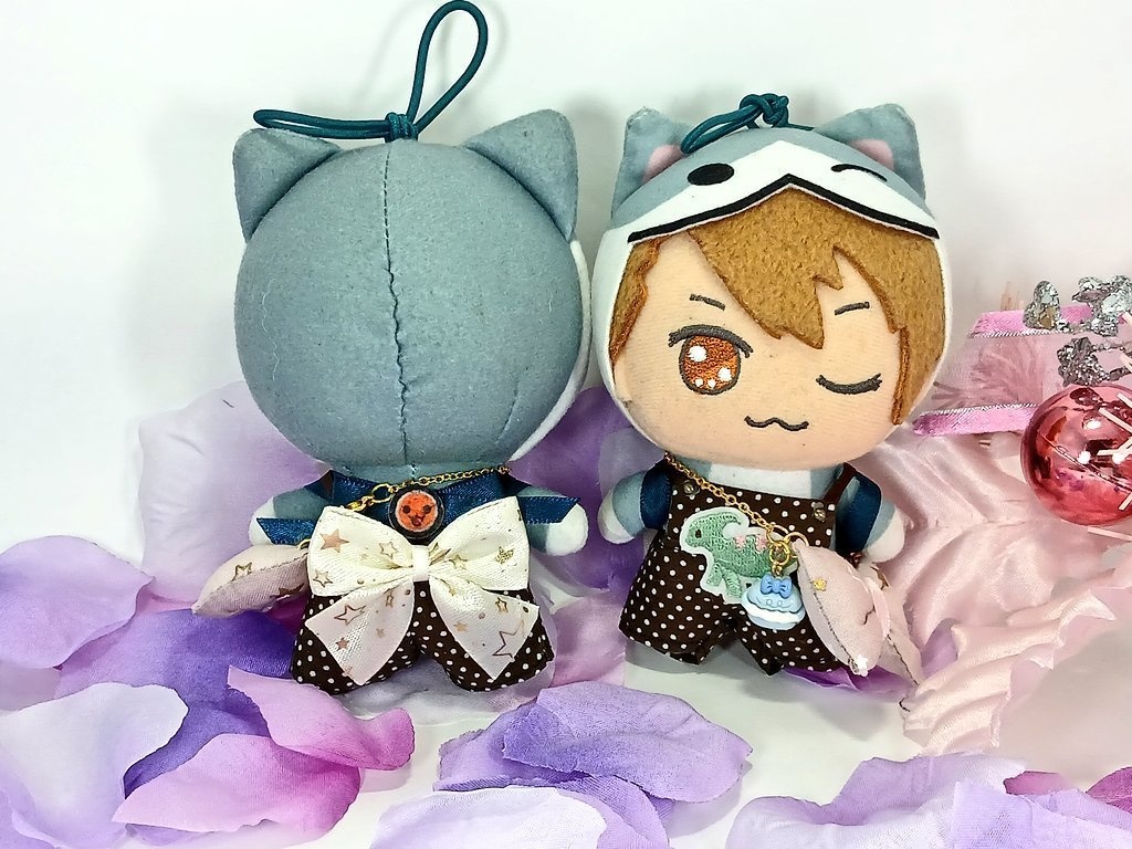 サロペット&リボンバッグ風チャーム