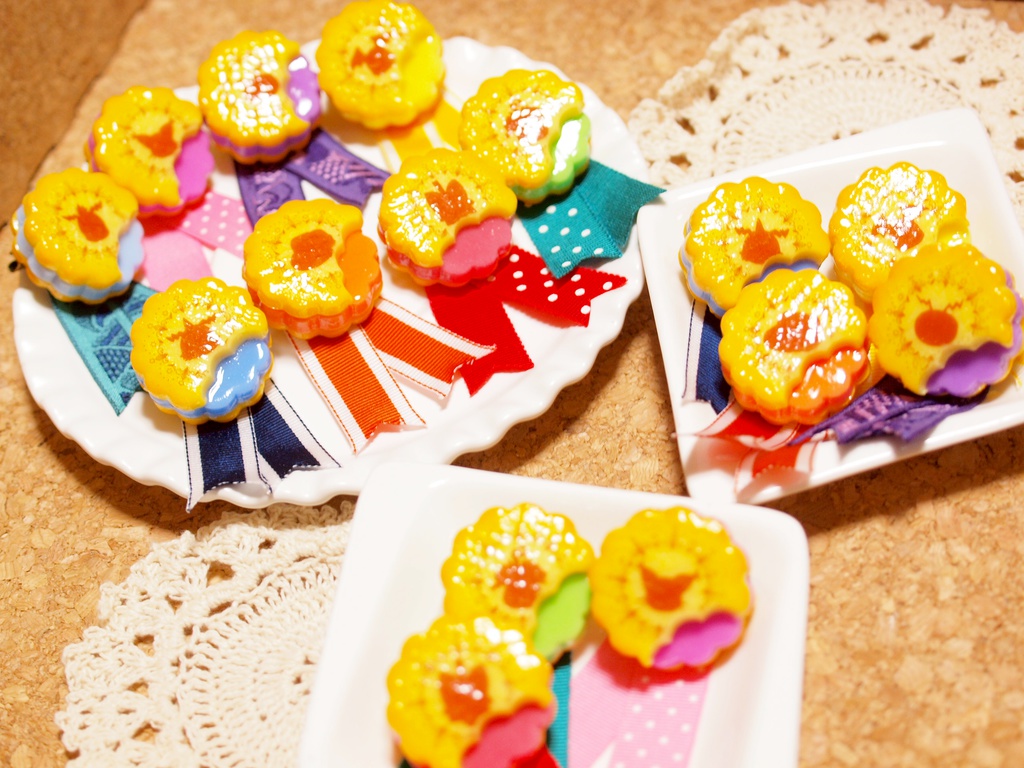 ★フェイククッキーのブローチ
