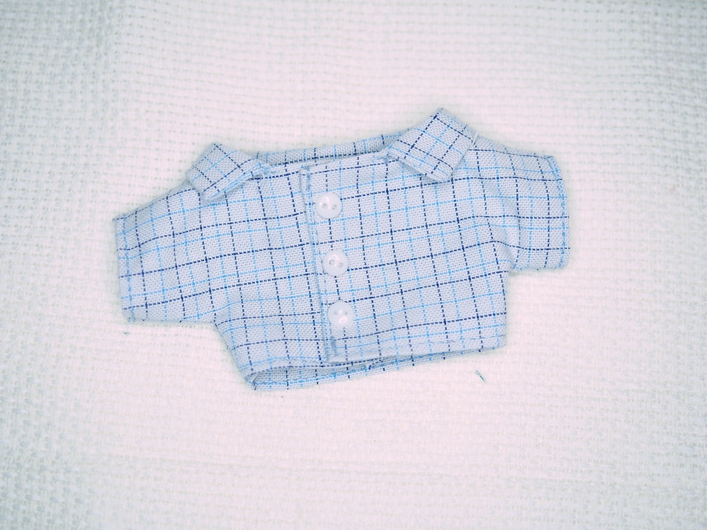 チェック柄シャツ