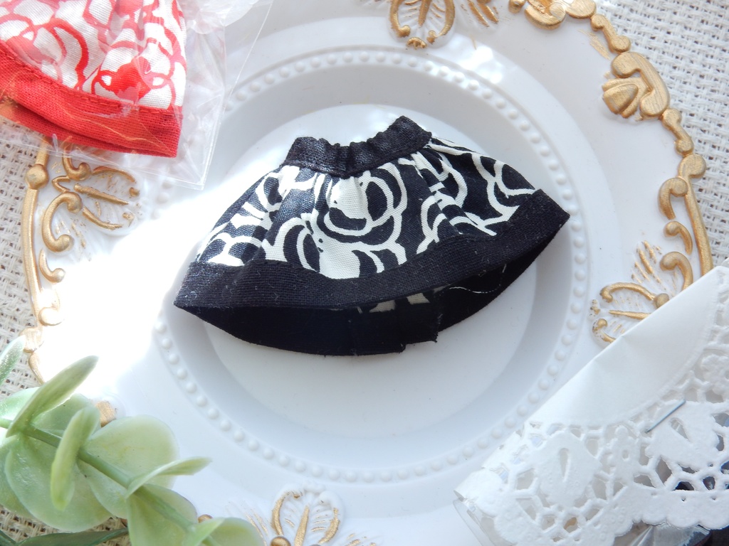 花柄フレアスカート