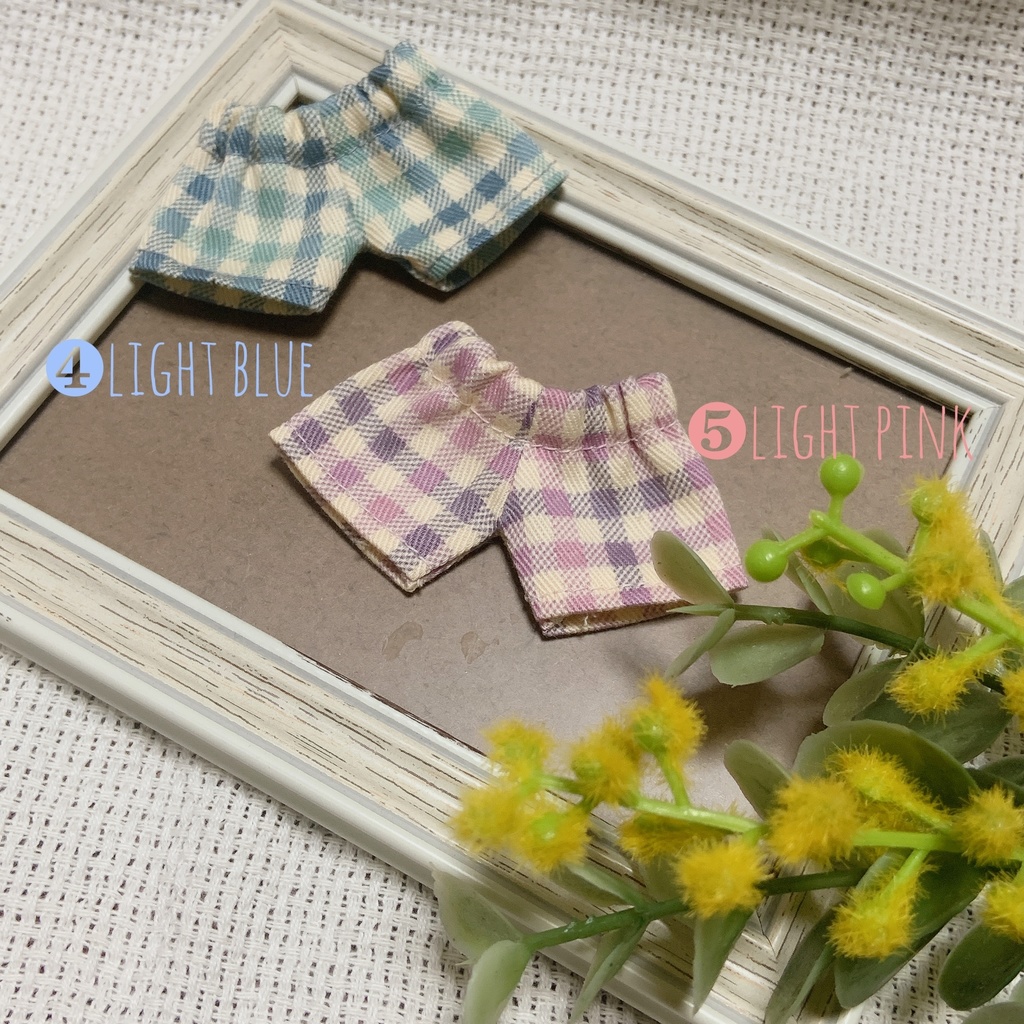 12:チェック柄パンツ