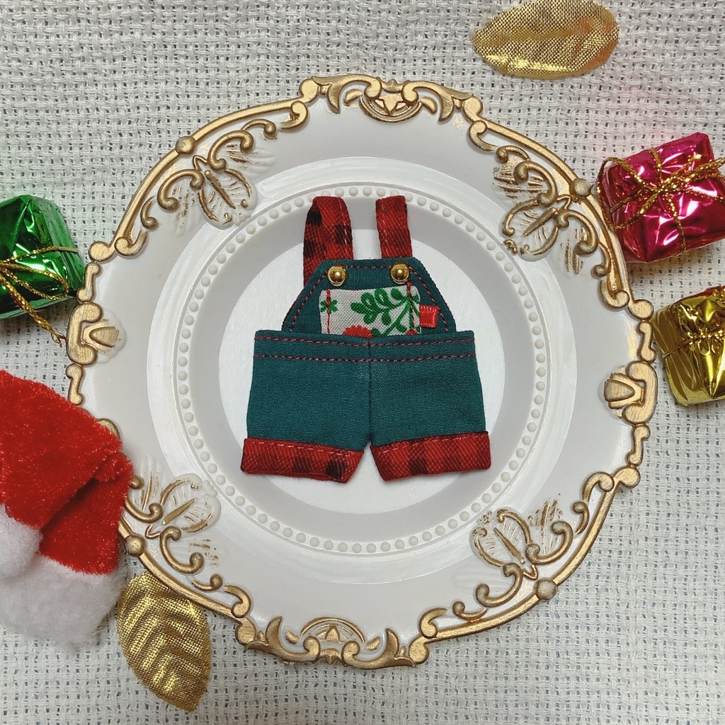 12:クリスマスカラーサロペット