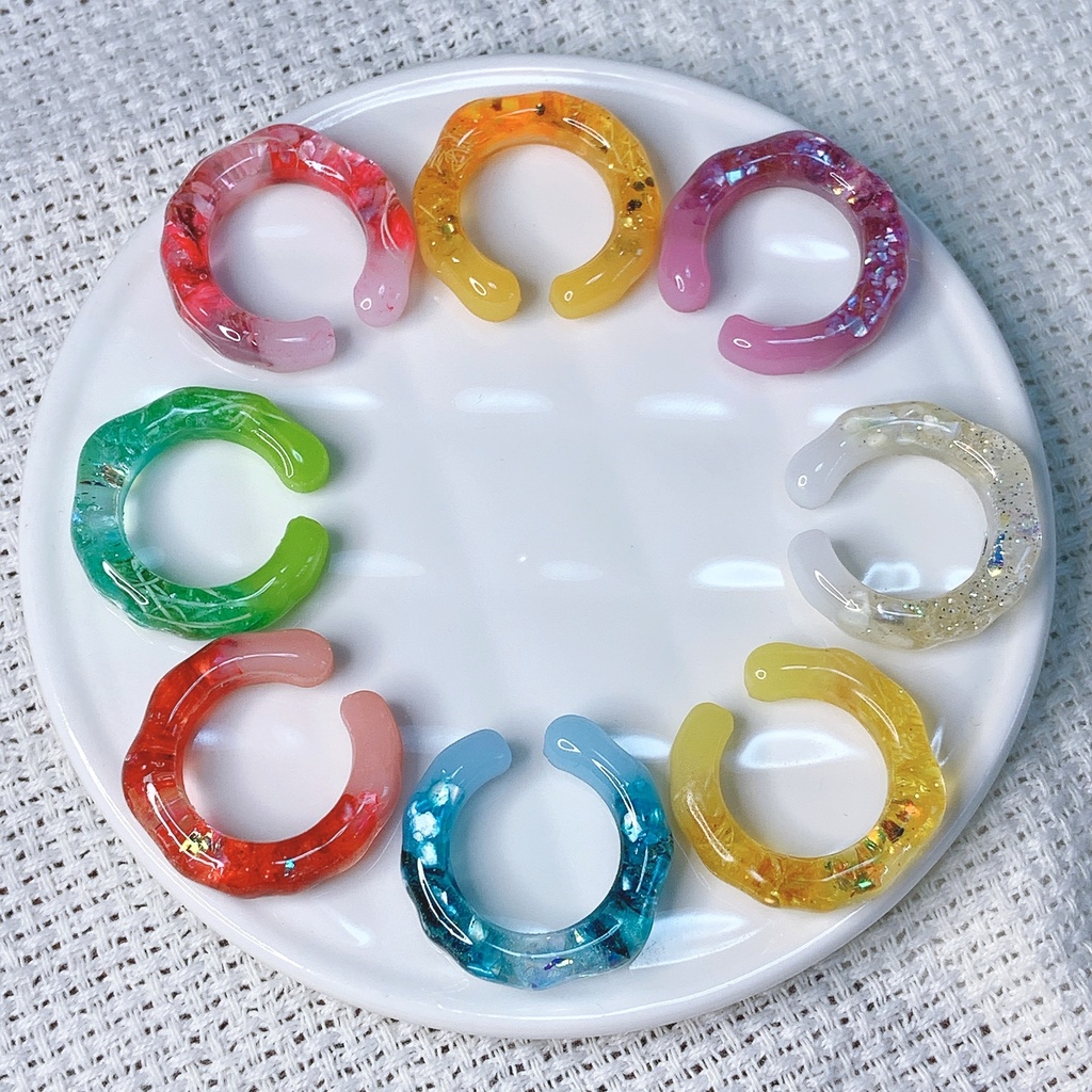 推しカラーイヤーカフ 