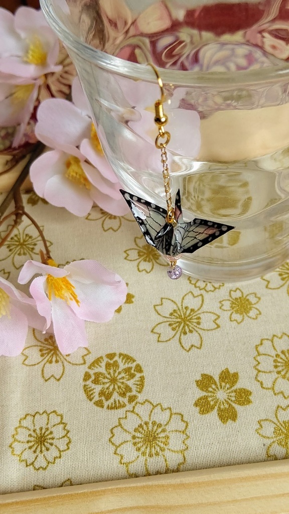 折鶴② 胡蝶しのぶイメージ イヤリング・ピアス