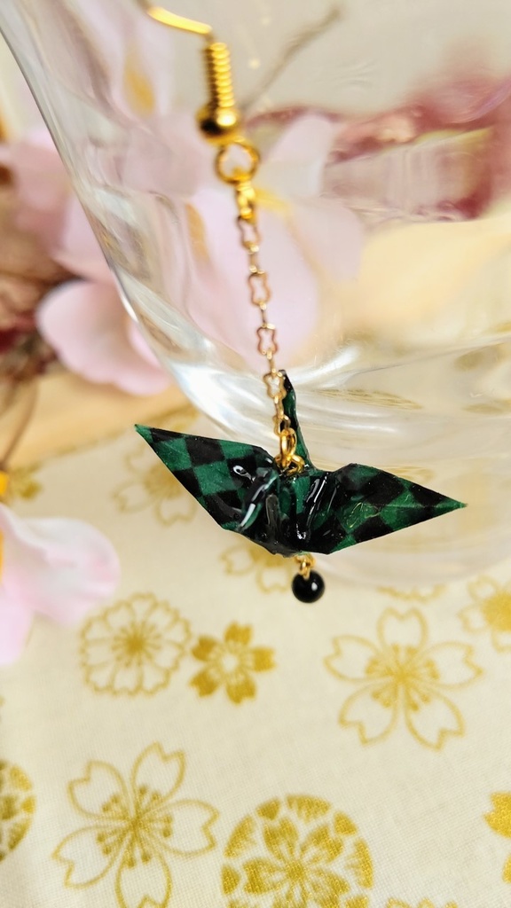 折鶴② 竈門炭治郎イメージ イヤリング・ピアス